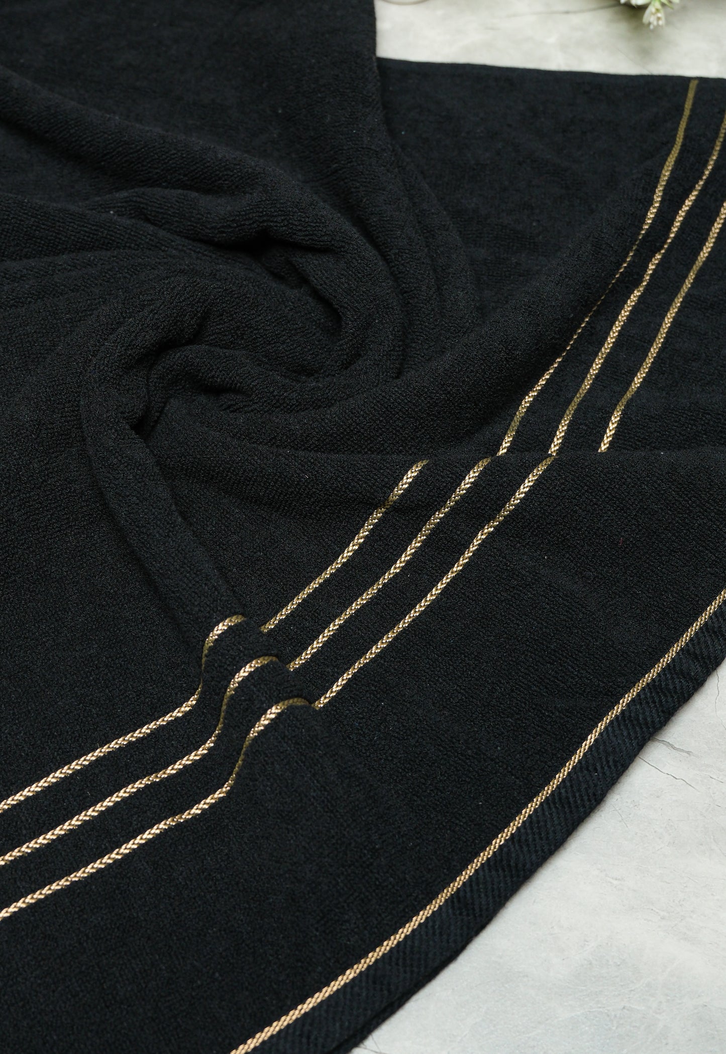 Gold-Stripe